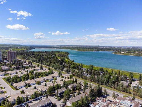 1711, 1715 92 Avenue Sw, Calgary, AB 