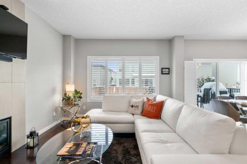 236 Walden Heights Se, Calgary, AB - Indoor Photo Showing Living Room