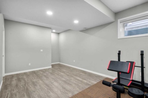 236 Walden Heights Se, Calgary, AB - Indoor Photo Showing Other Room