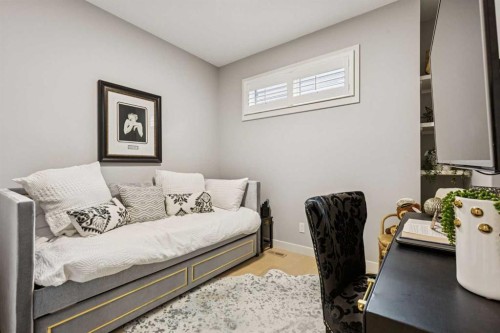 376 Precedence Hill, Cochrane, AB - Indoor Photo Showing Bedroom