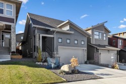 376 Precedence Hill  Cochrane, AB T4C 0V4