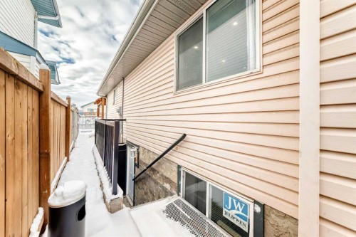 240 Applewood Drive Se, Calgary, AB - Outdoor With Exterior
