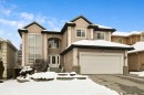 26 Simcrest Manor Sw, Calgary, AB  - Outdoor With Facade 