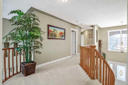 26 Simcrest Manor Sw, Calgary, AB - Indoor Photo Showing Other Room