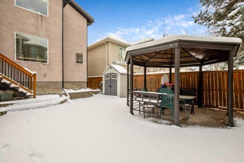 26 Simcrest Manor Sw, Calgary, AB - Outdoor