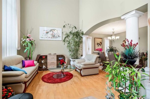 26 Simcrest Manor Sw, Calgary, AB - Indoor Photo Showing Other Room