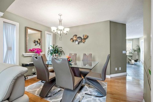26 Simcrest Manor Sw, Calgary, AB - Indoor Photo Showing Dining Room