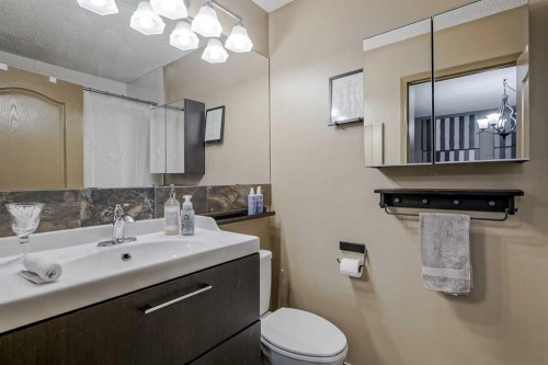 148 Citadel Close Nw, Calgary, AB - Indoor Photo Showing Bathroom