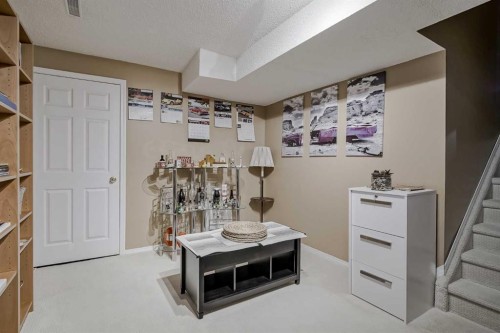 148 Citadel Close Nw, Calgary, AB - Indoor Photo Showing Other Room