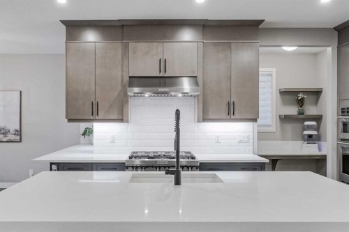 73 Magnolia Terrace Se, Calgary, AB - Indoor Photo Showing Kitchen With Upgraded Kitchen