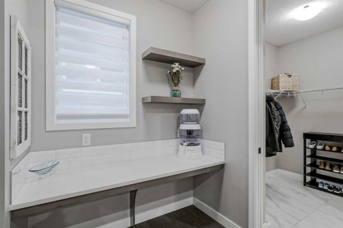 73 Magnolia Terrace Se, Calgary, AB - Indoor Photo Showing Other Room