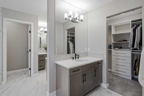 73 Magnolia Terrace Se, Calgary, AB - Indoor Photo Showing Other Room