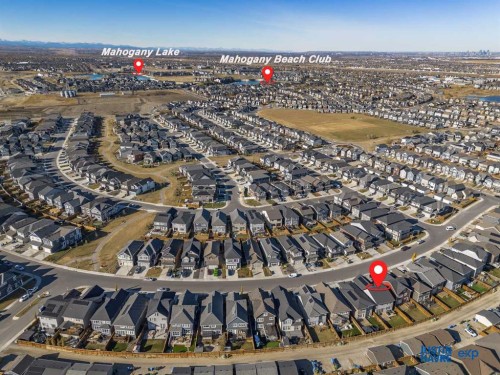 73 Magnolia Terrace Se, Calgary, AB - Outdoor With View