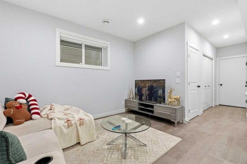 48 Seton Villas Se, Calgary, AB - Indoor