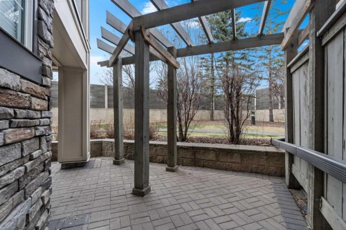 113-35 Richard Court Sw, Calgary, AB - Outdoor With Exterior