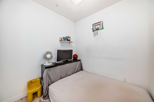 1231-76 Cornerstone Passage Ne, Calgary, AB - Indoor Photo Showing Bedroom