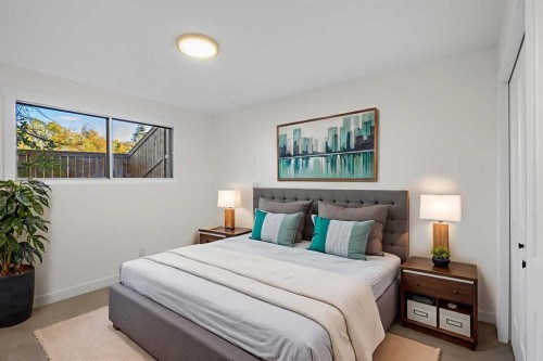 4 Cedarwood Rise Sw, Calgary, AB - Indoor Photo Showing Bedroom