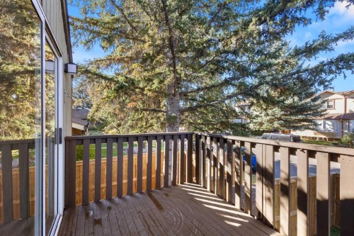 4 Cedarwood Rise Sw, Calgary, AB - Outdoor