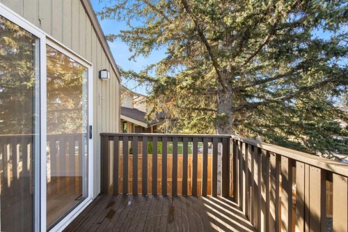 4 Cedarwood Rise Sw, Calgary, AB - Outdoor With Exterior