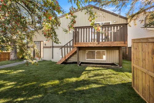 4 Cedarwood Rise Sw, Calgary, AB - Outdoor With Deck Patio Veranda