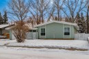 180 Maple Court Crescent Se, Calgary, AB  - Outdoor 