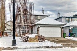125 Lakeview Shores  Chestermere, AB T1X 1H1