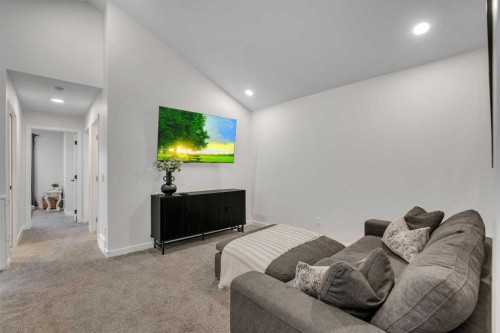 78 Mallard Heath Se, Calgary, AB - Indoor