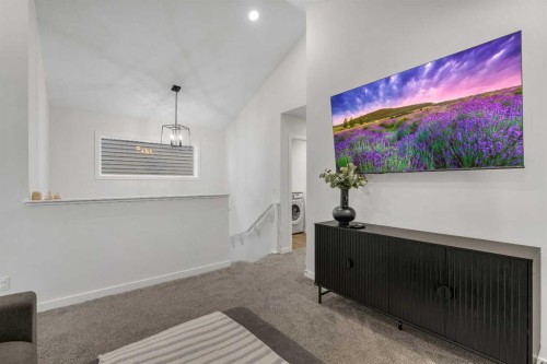 78 Mallard Heath Se, Calgary, AB - Indoor Photo Showing Other Room