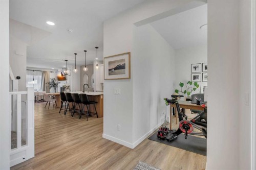 78 Mallard Heath Se, Calgary, AB - Indoor