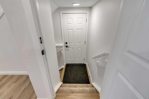 78 Mallard Heath Se, Calgary, AB - Indoor Photo Showing Other Room