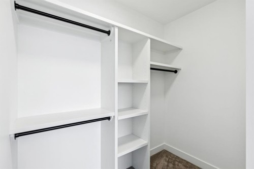 43 Elveden Park Sw, Calgary, AB - Indoor With Storage