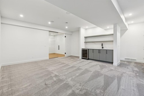 43 Elveden Park Sw, Calgary, AB - Indoor