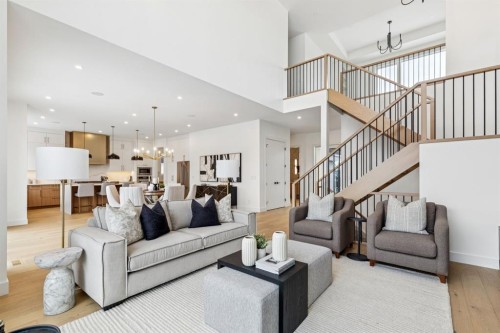 43 Elveden Park Sw, Calgary, AB - Indoor Photo Showing Living Room