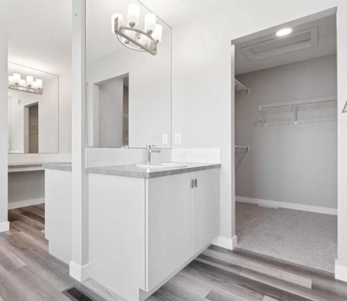 99 Precedence Hill, Cochrane, AB - Indoor