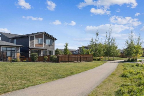 99 Precedence Hill, Cochrane, AB - Outdoor