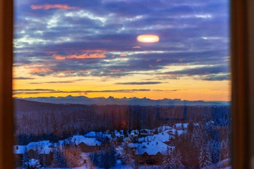 33 Discovery Rise Sw, Calgary, AB - 