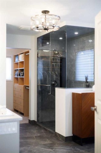 33 Discovery Rise Sw, Calgary, AB - Indoor