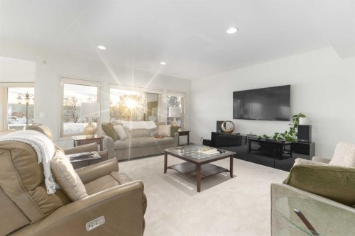 33 Discovery Rise Sw, Calgary, AB - Indoor Photo Showing Living Room