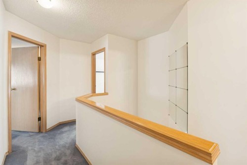2498 Catalina Boulevard Ne, Calgary, AB - Indoor Photo Showing Other Room