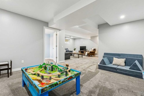 487 Rivercrest Road, Cochrane, AB - Indoor