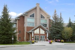 326-6868 Sierra Morena Boulevard SW Calgary, AB T3H 3R6