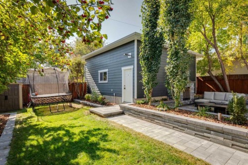 419 47 Avenue Sw, Calgary, AB - Outdoor