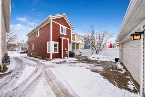 78 Ypres Green Sw, Calgary, AB - Outdoor