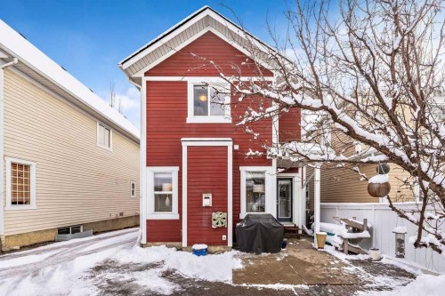 78 Ypres Green Sw, Calgary, AB - Outdoor