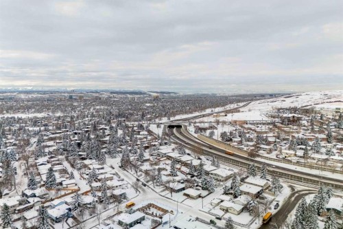 1109 40 Avenue Nw, Calgary, AB - Outdoor With View