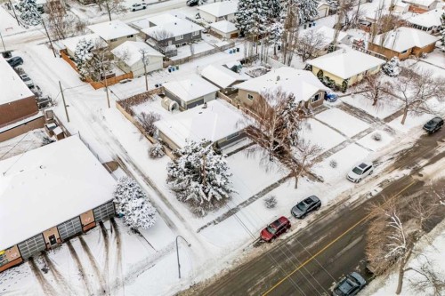 1109 40 Avenue Nw, Calgary, AB - Outdoor With View