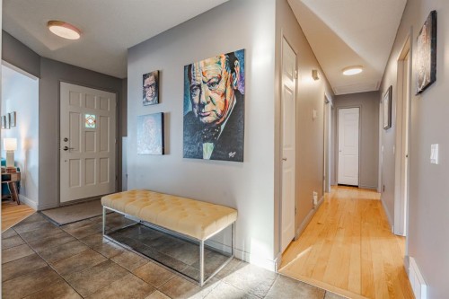 84 Thornaby Crescent Nw, Calgary, AB - Indoor Photo Showing Other Room