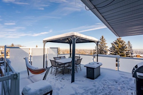 84 Thornaby Crescent Nw, Calgary, AB - Outdoor With Exterior