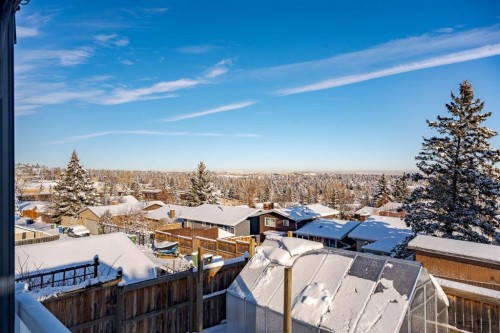 84 Thornaby Crescent Nw, Calgary, AB - Outdoor With View