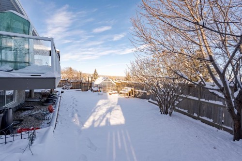 84 Thornaby Crescent Nw, Calgary, AB - Outdoor